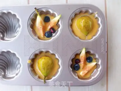 Make Blueberry Madeleine step 5