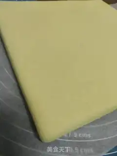 Make Strawberry cream rolls step 10