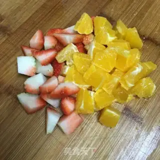 Make Strawberry cake step 1