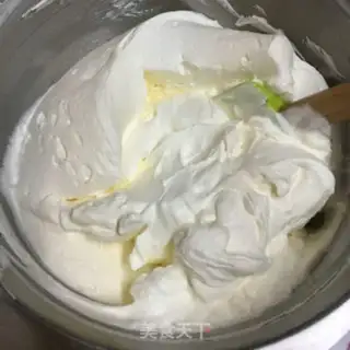 Make Strawberry cake step 2