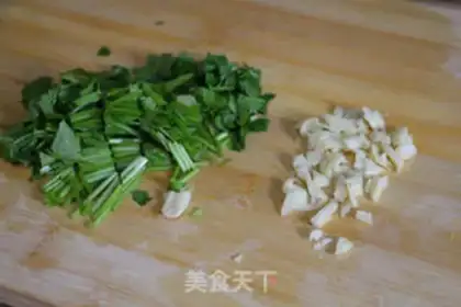 Make The green bean sprouts step 4