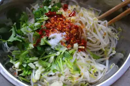 Make The green bean sprouts step 5