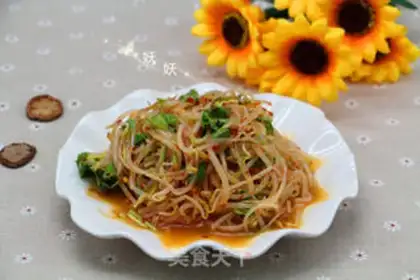 Make The green bean sprouts step 6