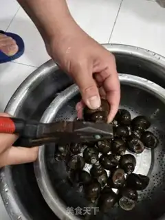 Make Red snail step 3