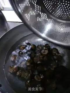 Make Red snail step 4