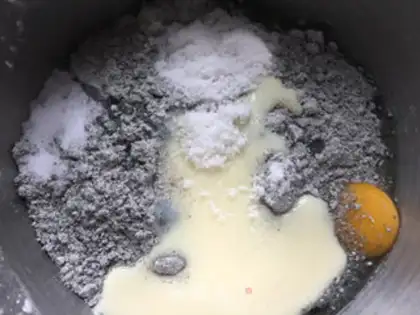 Make Milk, black sesame toast step 3