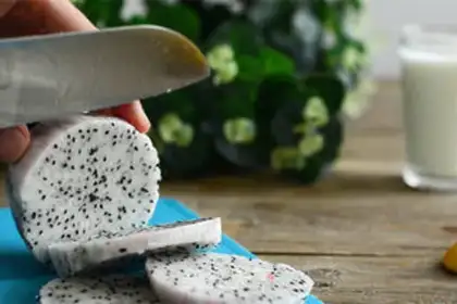 Make Flamingo yogurt step 1