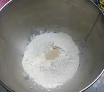 Make Ham cheese rolls step 1