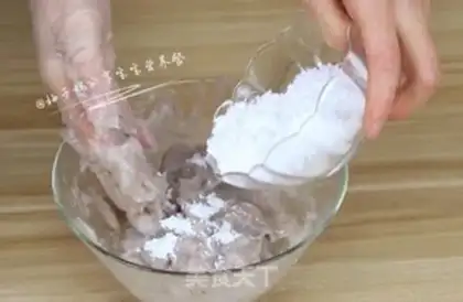 Make Baby eats fresh shrimp balls step 2
