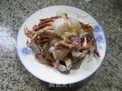 Make Black-mucked cucumber crabs step 1