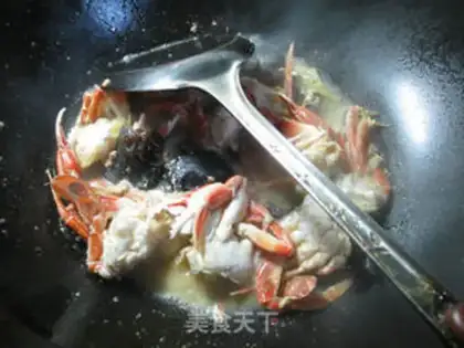 Make Black-mucked cucumber crabs step 5