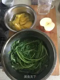 Make Apple pineapple cones step 0