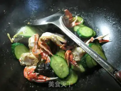 Make Black-mucked cucumber crabs step 9