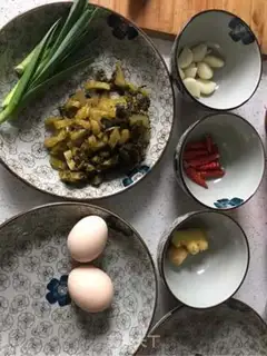Make Sour sauce step 0