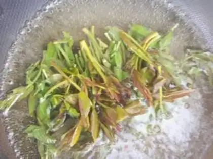 Make Fried eggs step 2
