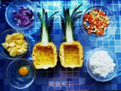 Make Pineapple rice step 3