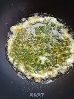 Make Fried eggs step 8