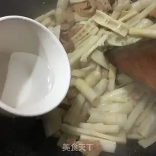 Make Spring fried meat step 6