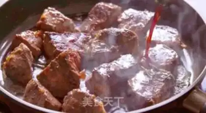Make Red beef stew step 2