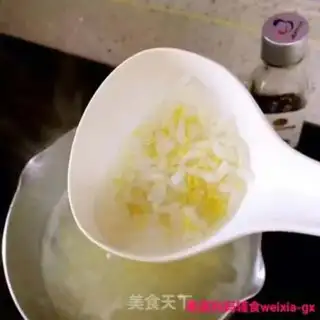 Make Potato porridge conch step 1