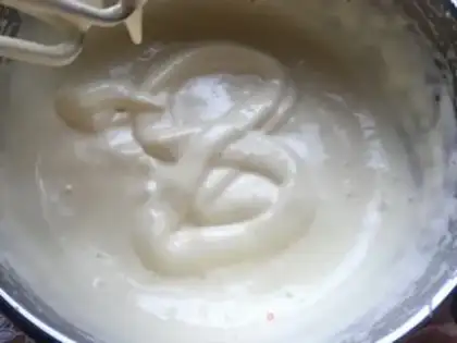 Make Fancy donut cake step 3