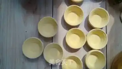 Make Simple pineapple pie step 2