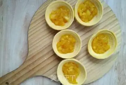 Make Simple pineapple pie step 6