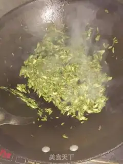 Make Scrambled eggs step 3