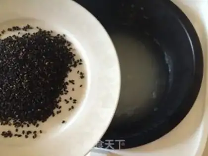 Make Sesame honey congee step 3