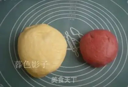 Make Butterflies on soft bread step 4