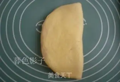 Make Butterflies on soft bread step 7