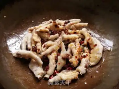 Make Spicy chicken claws step 6