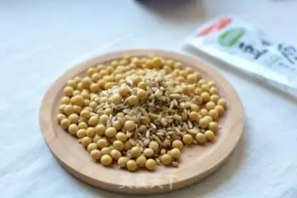 Make oatmeal soybean step 1