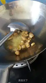 Make Curry chicken and potatoes step 4