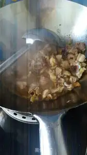 Make Curry chicken and potatoes step 6