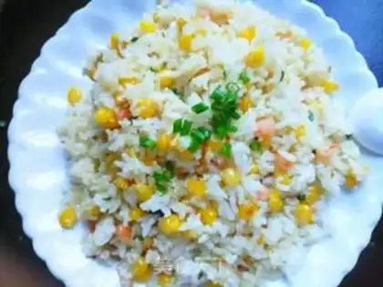 Make Shrimp corn fried rice step 2