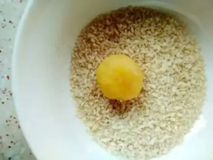 Make Potato cheeseball step 5