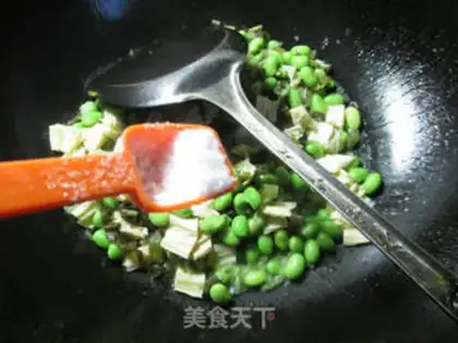 Make Snow pickles and mashed beans step 4