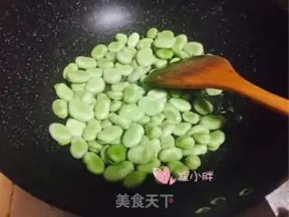 Make Onion spicy beans step 4