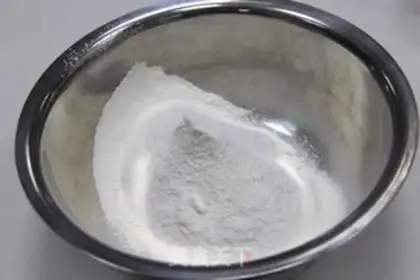 Make Cloud-top cookies step 3
