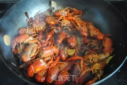Make Spicy lobster step 7