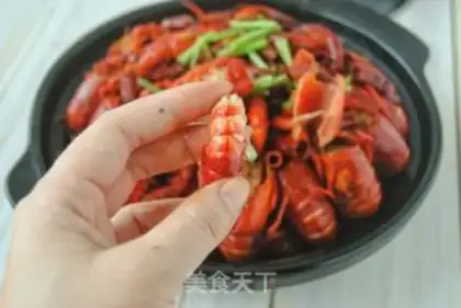 Make Spicy lobster step 10