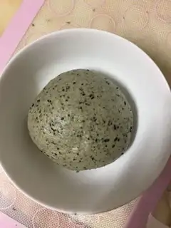Make Black sesame toast step 1