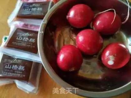 Make The cherries and cherries step 0
