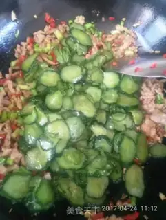 Make Sour cucumber meat step 7