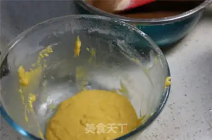 Make Double cream twirl cake step 3