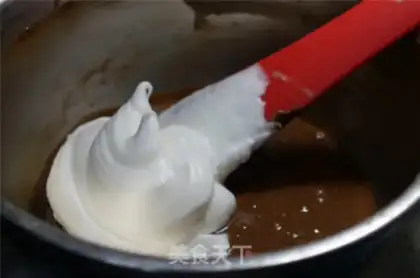 Make Double cream twirl cake step 6