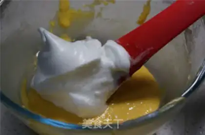 Make Double cream twirl cake step 7