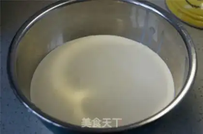 Make Double cream twirl cake step 10