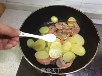 Make Potato shrimp step 4